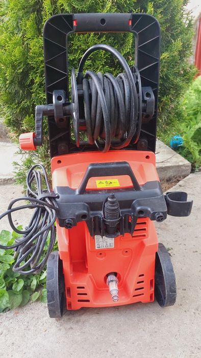 Мойка мийка високого тиску black&decker  Black+Decker BXPW1800PE блек декер