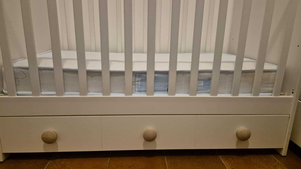 Berço IKEA mais colchão da Zippy 1.20.m/60cm
