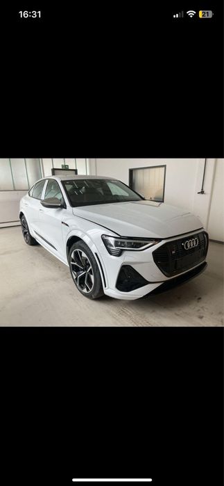 Капот Audi E-Tron колір-S9R