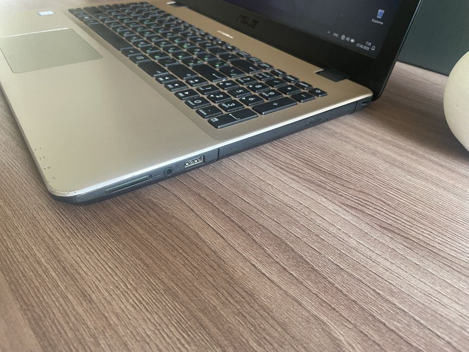 Игровой ноутбук Asus/FHD/i5-7200/16GB/SSD+HDD/GeForce GT940MX 2GB