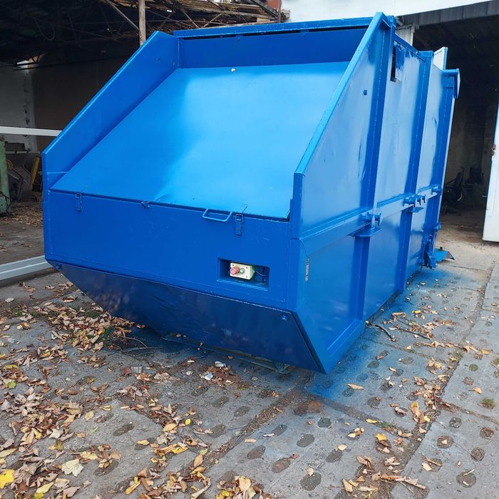 Praso kontener na samochód bramowy.