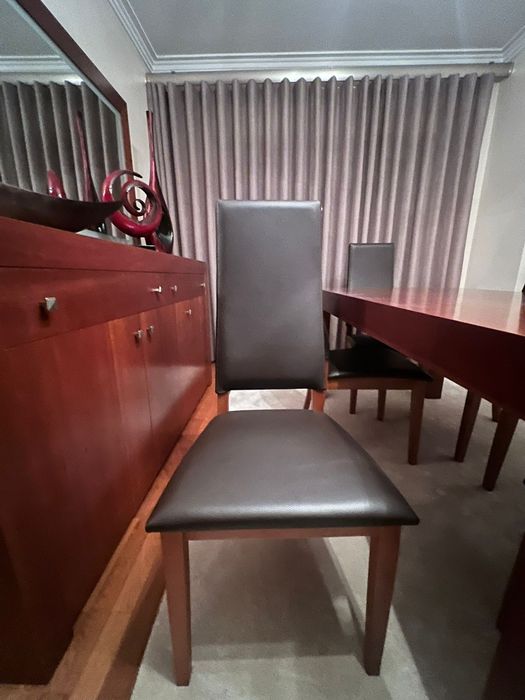 Mesa Sala Jantar + Cadeiras