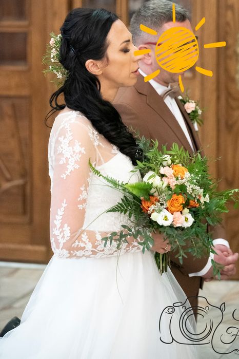 Suknia ślubna prosta ecru