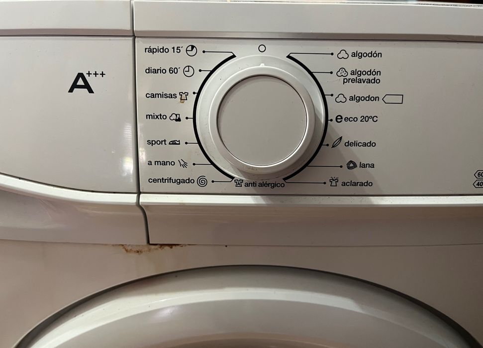 Máquina de lavar roupa