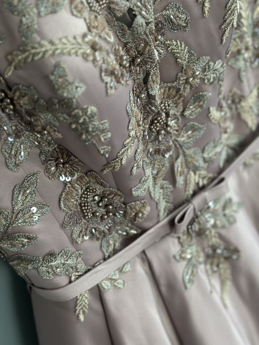 Сукня на випускний вечір