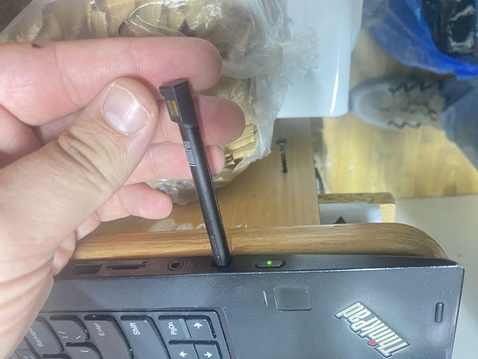 Сенсорний Lenovo Yoga 370 14’ 8gb i5-7покоління