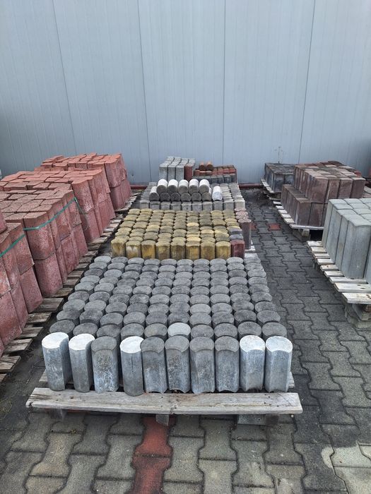 Wysprzedaż palisad różne rodzaje