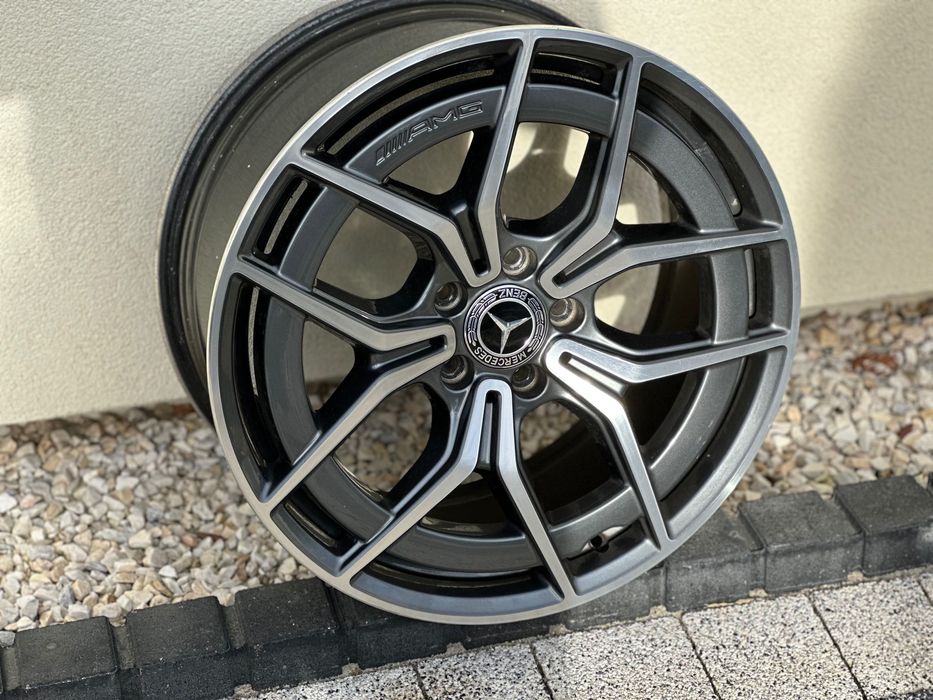 Felga 19 Mercedes E-klasa W213 AMG A213401  9JX19 ET49 Stan BDB