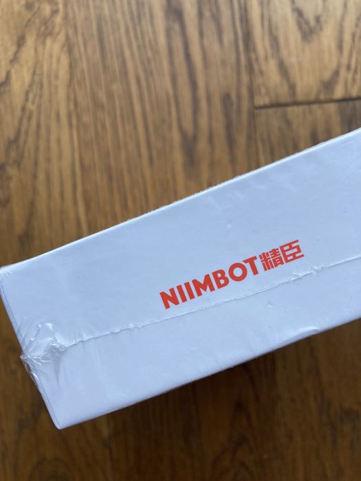 Портативний термопринтер NIIMBOT D110 green новий