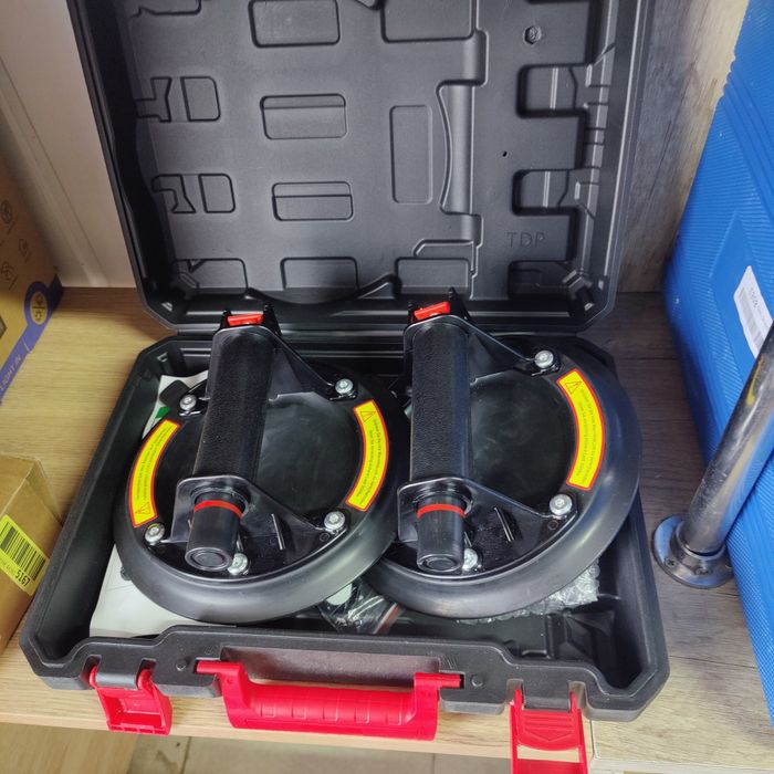 Вакуумні присоски для плитки та скла