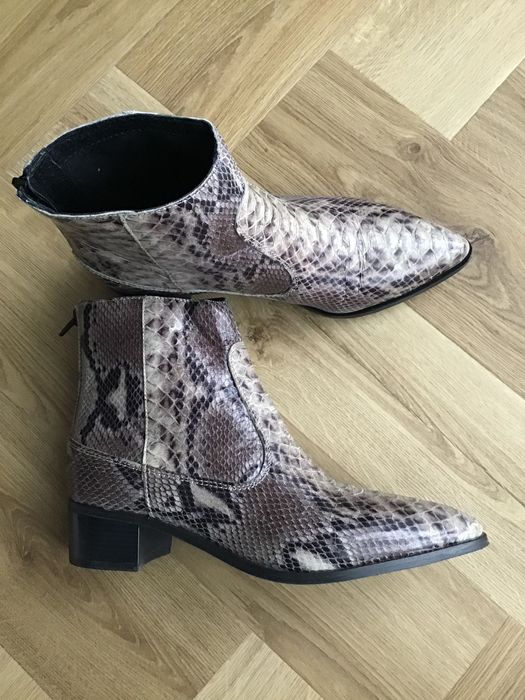 Skórzane kowbojki Reserved