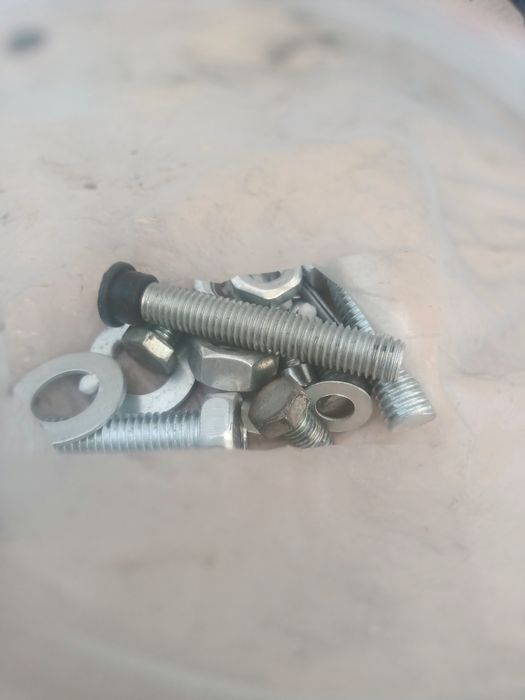 Mocowanie szlifierki katowej stół