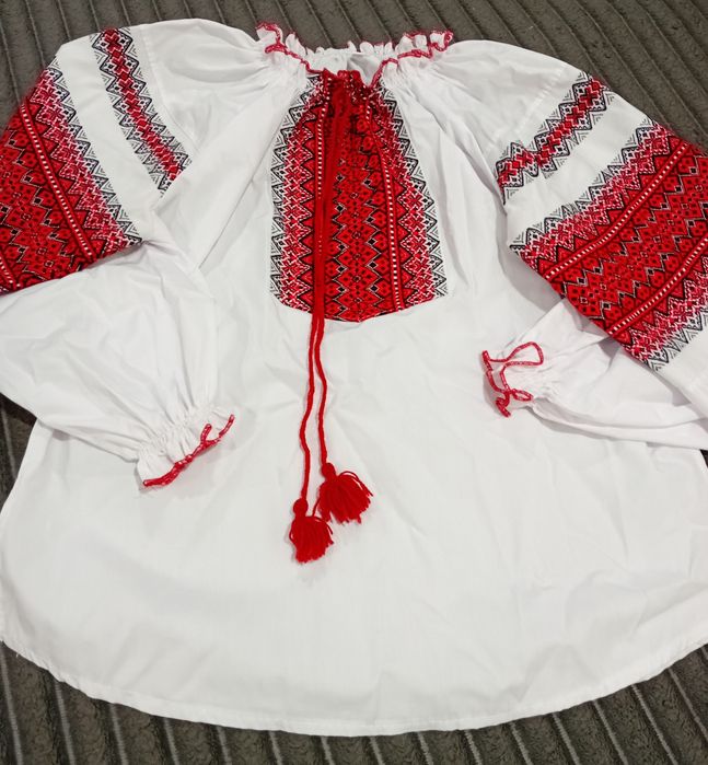 Вишиванка для дівчаток