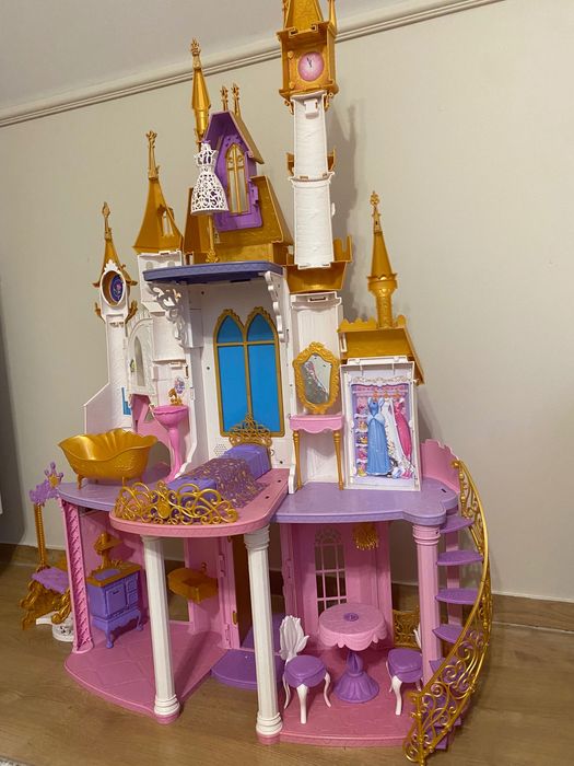 Magiczny zamek księżniczek Hasbro