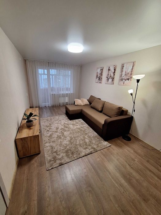 2 кім. 4 поверх р-н Владі з НОВИМ ремонтом.