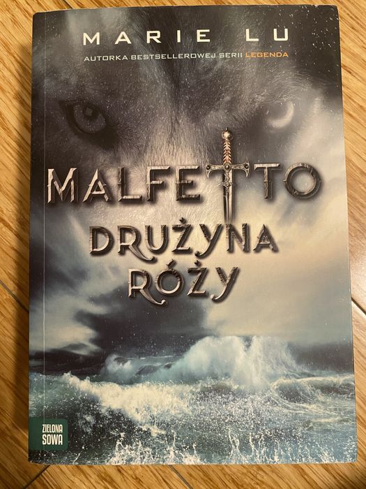 Malfetto drużyna róży książka