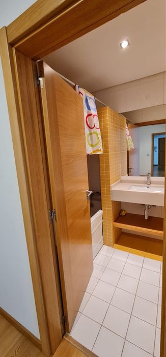 Arrenda-se quarto no centrode Viseu