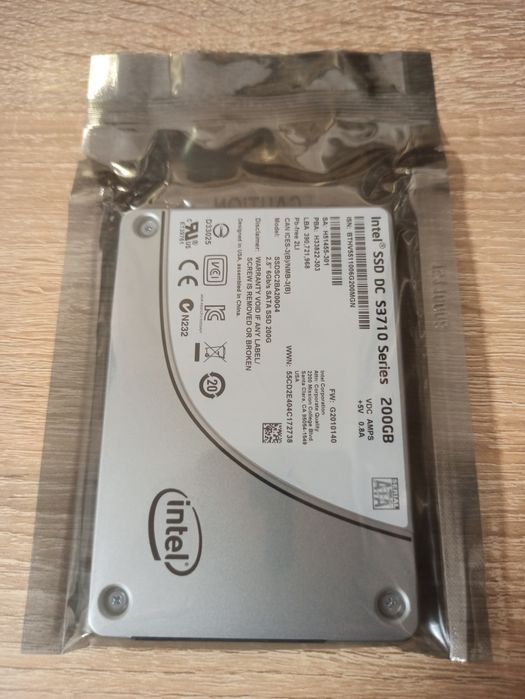 Серверний диск Intel