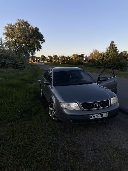 Audi A6 C5 2000 года