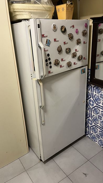 Frigorífico GE em bom estado
