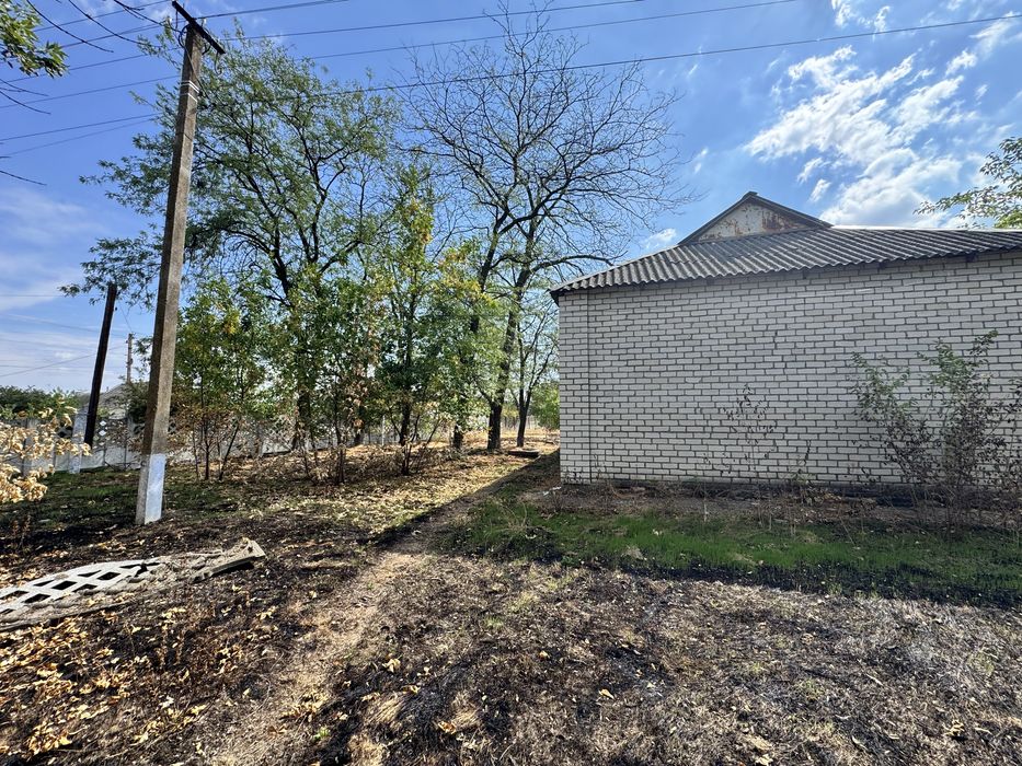 Продаж Адмінбудіілі з власною территорією м.Снігурівка Башт.  р-ну