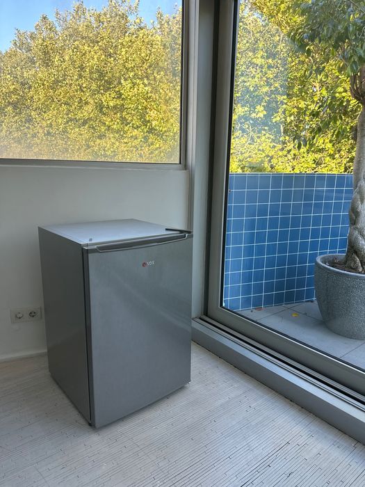 Mini Refrigerator 122L - New