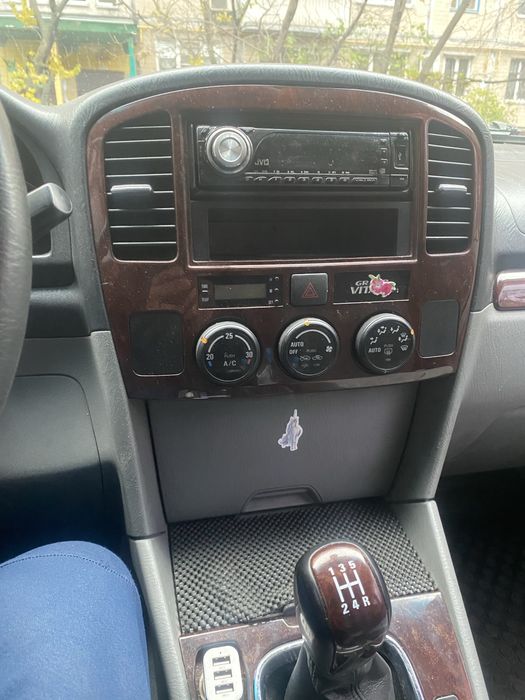 Авто Suzuki Grand Vitara XL7