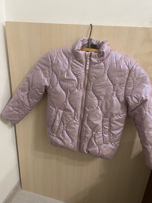 Продам дитячі курточки