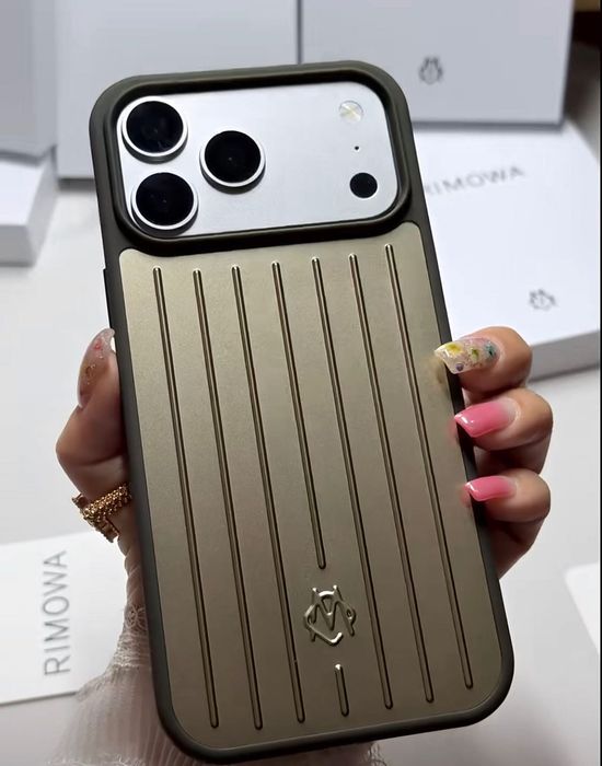 Чохол Rimowa на iPhone 17 pro max та 17 pro blu металевий
