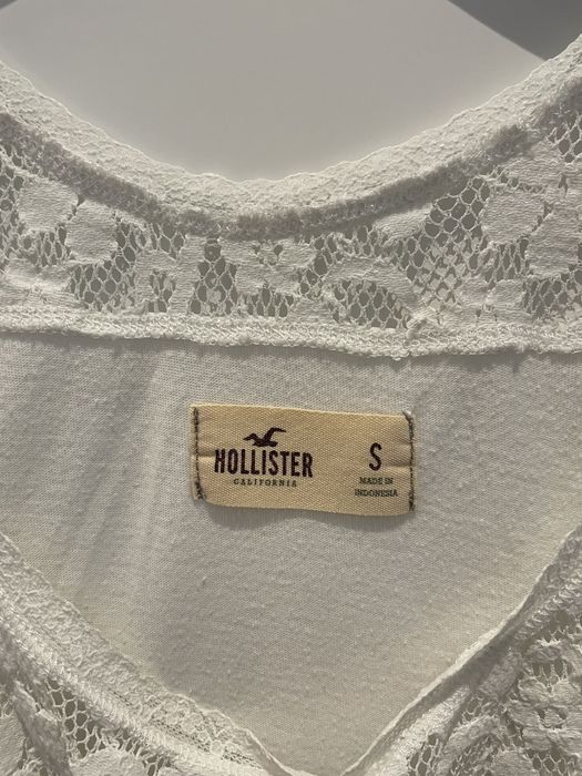 Top koronkowy na ramiączka Hollister