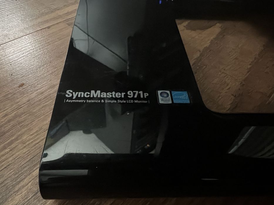 Monitor Samsung syncmaster 971p