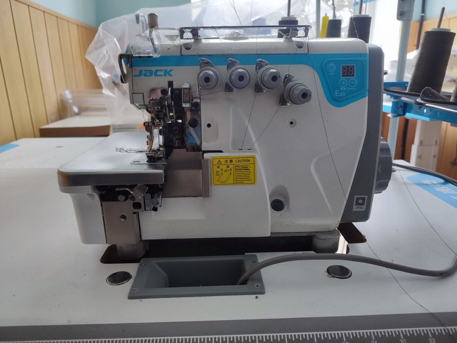 Швейне обладнання Jack