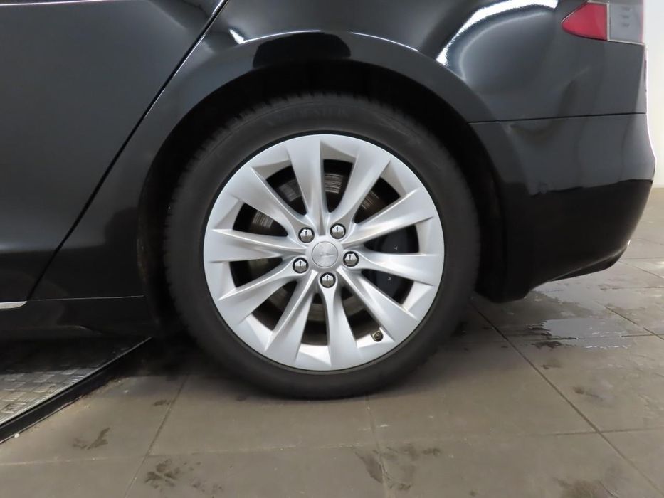 Tesla Model S 75D 518 cv Dezembro de 2018