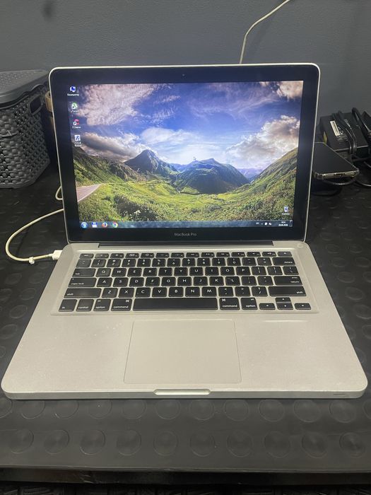 Продам MacBook Pro