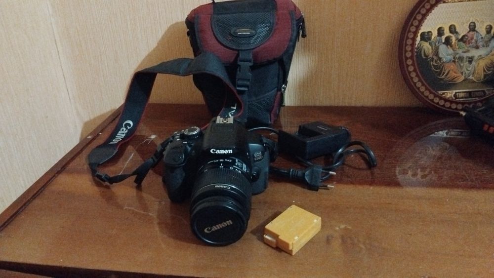 Фотоапарат  Canon