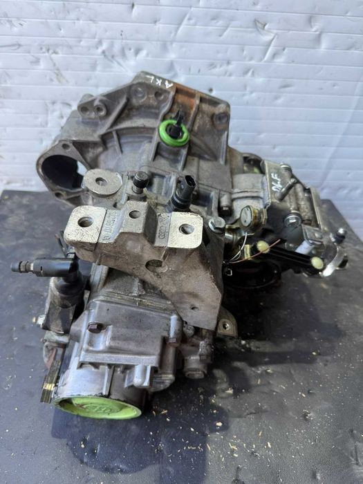 Caixa de Velocidades Audi A3/VW Golf IV 1.6 Ref: DLP