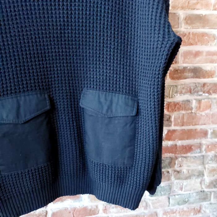 Duży sweter z kieszeniami