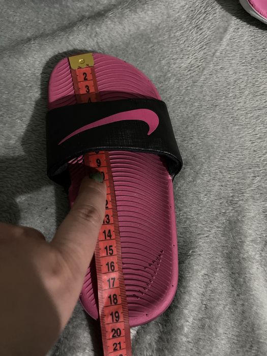 Шлёпанцы nike 19 и 20,5 см