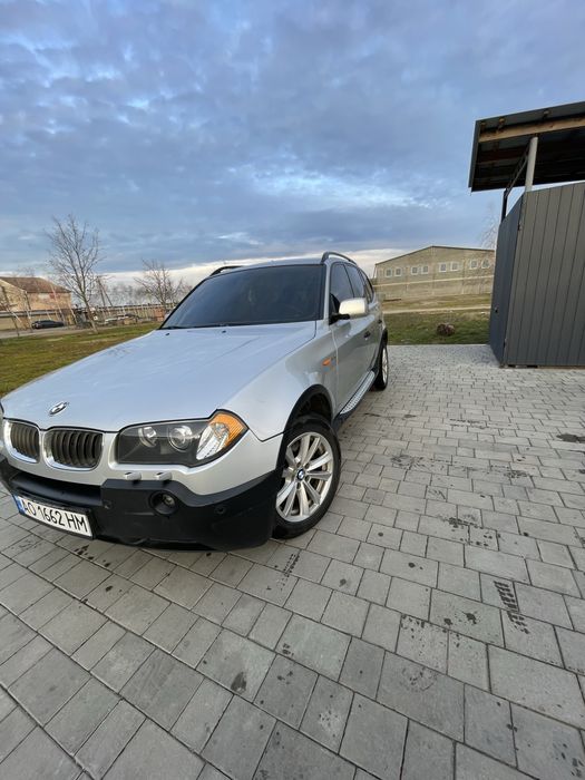 Продам bmw x3 e83
