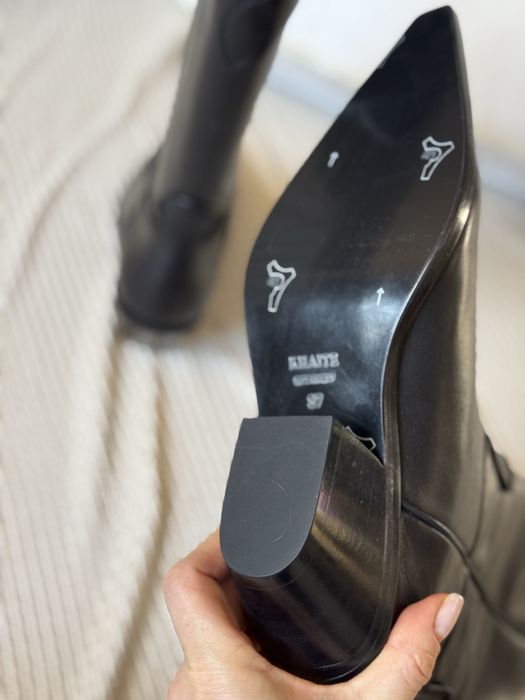 Сапоги казаки Khaite