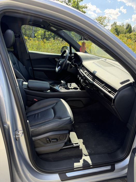 Aktualne Audi Q7 3.0 tfsi