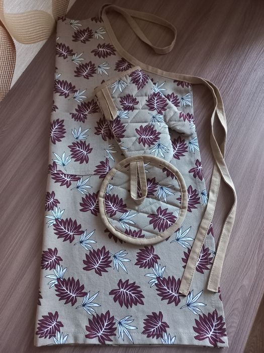 Фартух кухонний з прихваткою