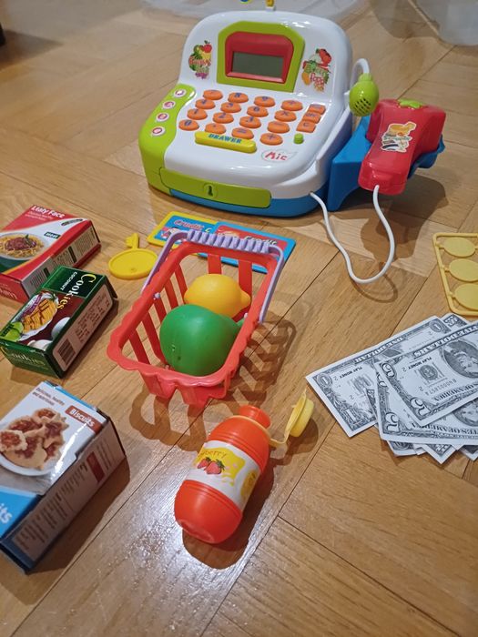 Kasa zabawkowa elektroniczna stan idealny
