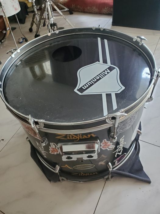 bombo 22x16 millenium