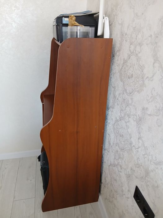 Продам компютерний стіл