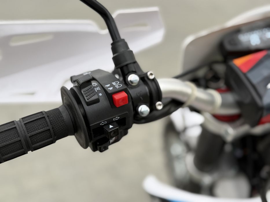 NEW BSE J3 Enduro (300см3/175FMM)