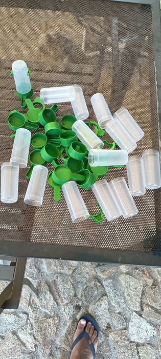 Vário matérial para aves