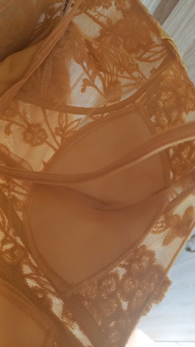 Sukienka balowa na studniówkę uroczystości suknia złota