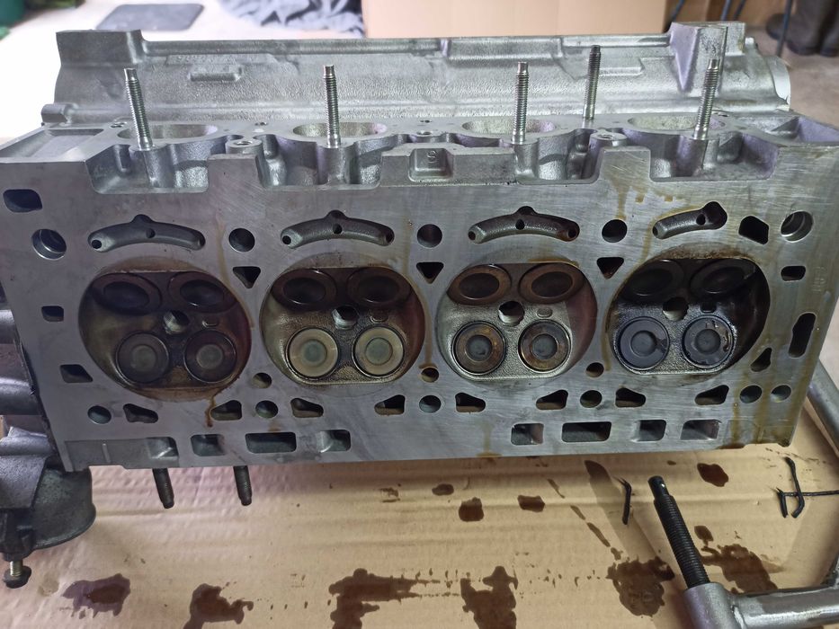 Cabeça TU5JP4 (saxo cup/ 106gti)