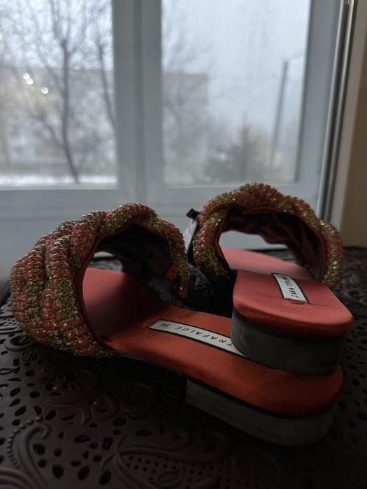 Zara шлепанцы стразы